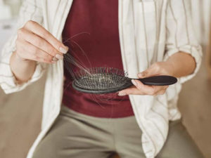 vitamina para queda de cabelo